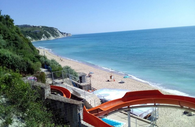 Silver Beach B16 apartment