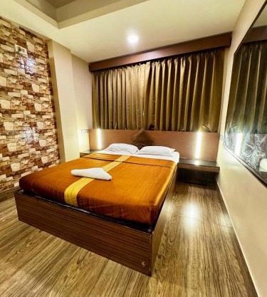 Silver Line Hotel - Nr Netaji Subhash Chandra Bose International Airport