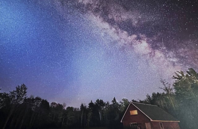 Silver Mountain Cabins #4 (King Bed, sleeps 9)
