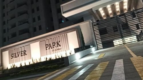 Silver park towers