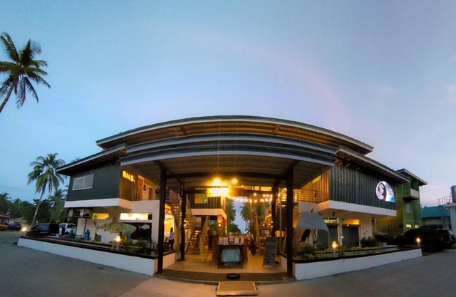 Silver Reef Dive Resort