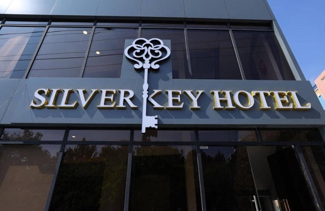 Silverkey Hotel Yelahanka