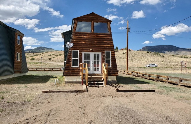 Cabaña cinco - 2 habitaciones en Creed, Colorado