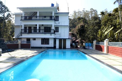 SILVERY MOON GRAND VILLA