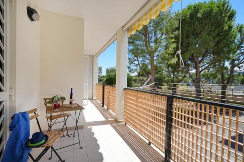 Silvia's Apartment with parking - 400m from sea
