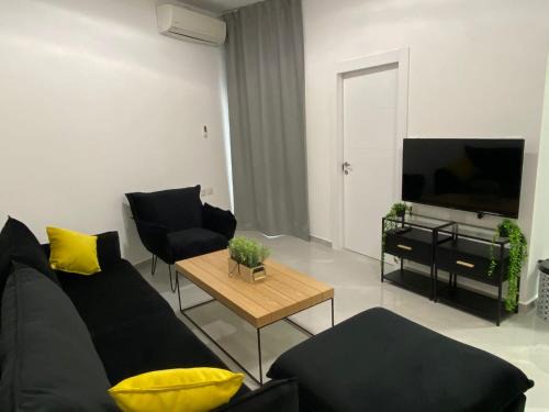 Sima Suite 6