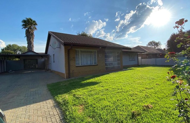 Simbia Contractors Inn