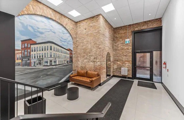 Simcoe Residence - Modern Comforts w/WIFI/Netflix