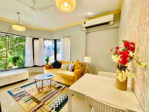 Simon Lydia 3 - A Bliss Nest in Bandra, Pali Village by Connekt Homes