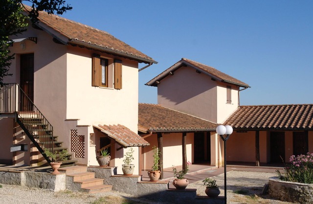 Habitación sencilla y bonita.