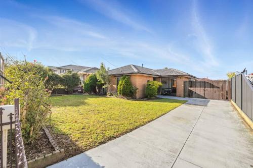 Simple Comfort in Altona Meadows