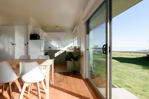 Simple & Comfortable Coastal Retreat