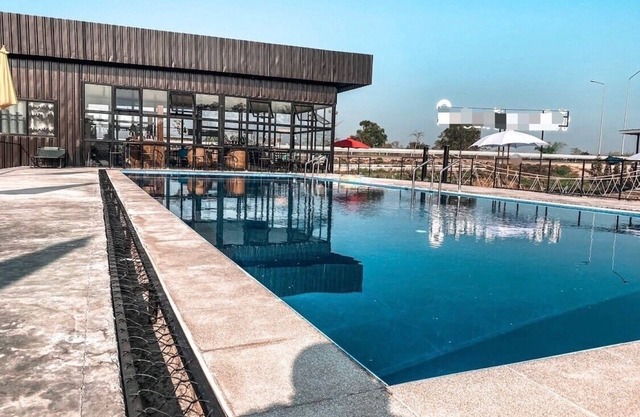 Simple Garden Resort