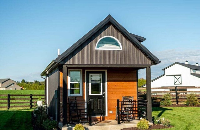Simple Serenity Loft - Tiny Home #6