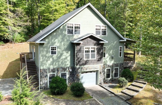 Simply Bearadise! 3Acres*Hike*Sleeps 10! FIBER WIFI Powder Horn