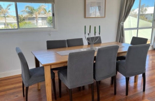 7 Sinclair Avenue, Surf Beach