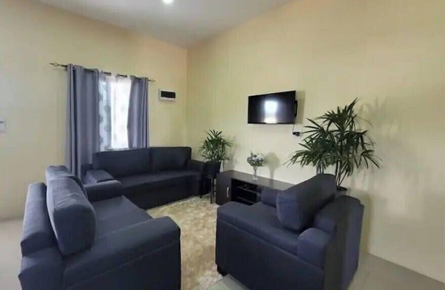 Singh's Elite Apartments - Martintar, Nadi, Fiji - 2B