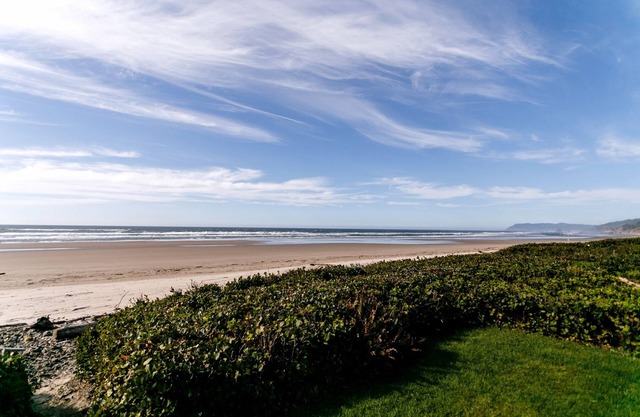 'Singing Sands' en Arch Cape: Private Ocean Front Beach House