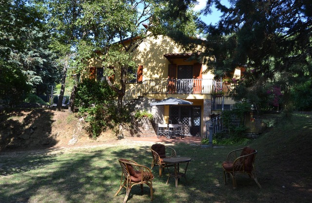 casa individual para uso exclusivo, tranquilo y no aislados entre Umbría Toscana