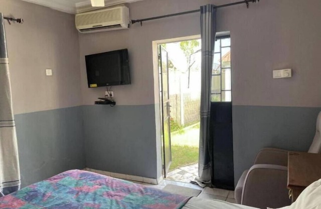 Single Room with Bathroom