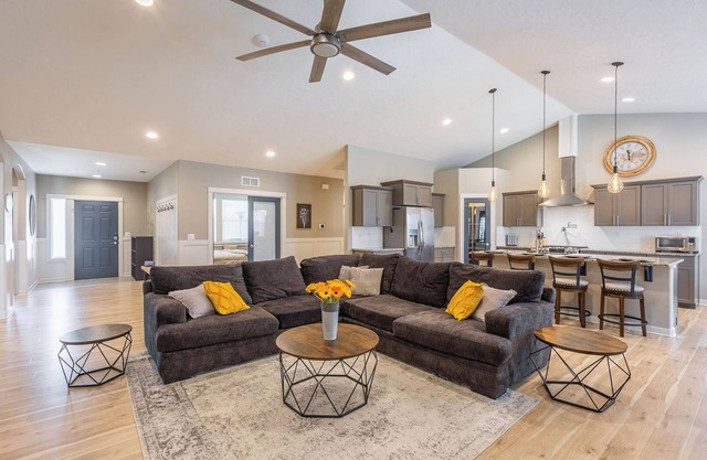 Single Story House with Views & Game Room