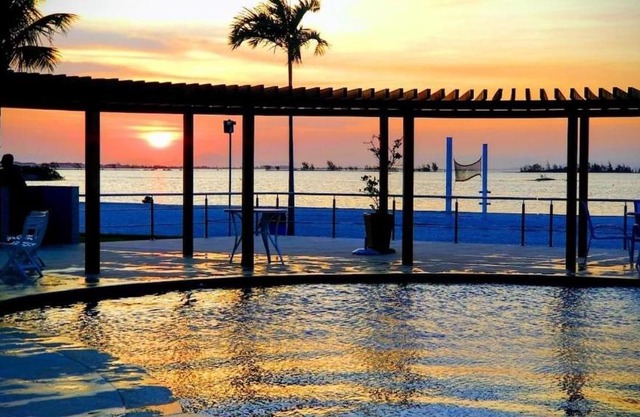 Sinta se em um resort em Arraial do Cabo