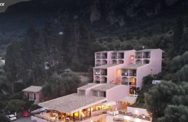 Siora Leni Hotel