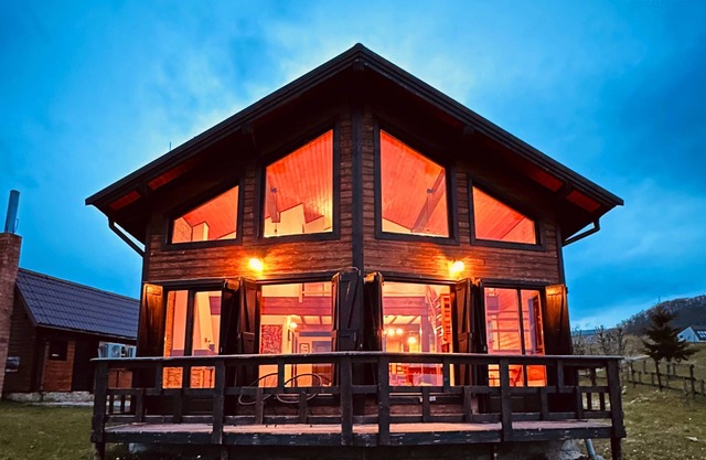 Sirnea Chalet, Spectacular Cabin in Piatra Craiului National Park