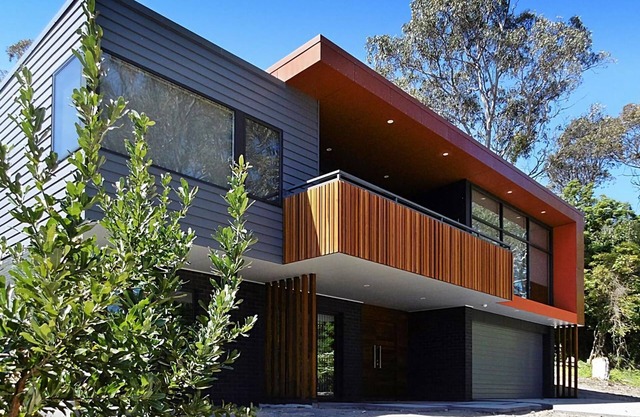Sirocco on Main - Perfect Central Location!