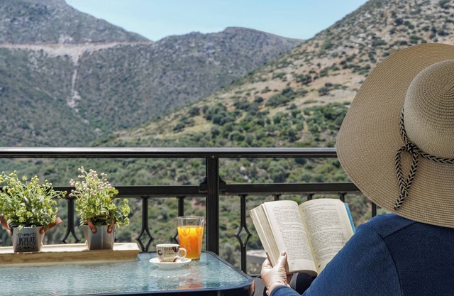 Sisesharmony Mountain Escape Scenic View