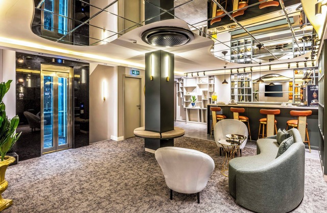 Sistina Old City Hotel