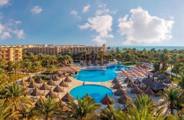 Siva Grand Beach Hotel