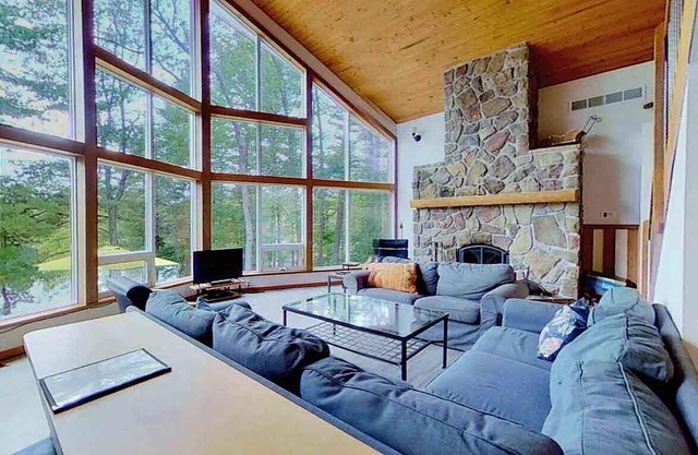 Six-mile Cottage - Tres Habitaciones Casa Rural, Capacidad 8