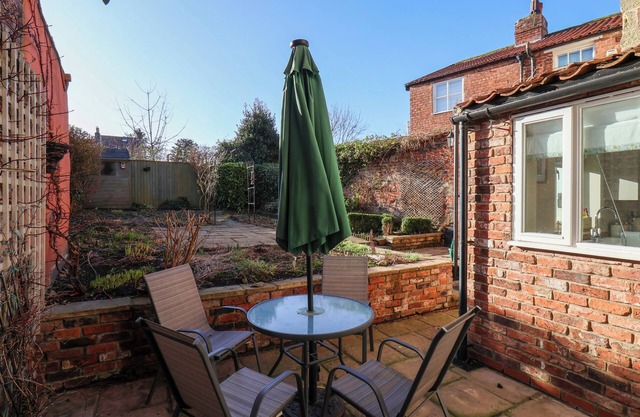 Sixpence Cottage