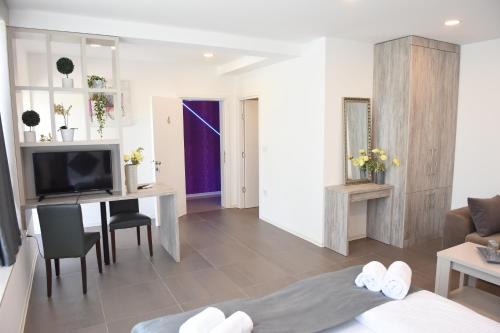 Sjaj Suites & Rooms
