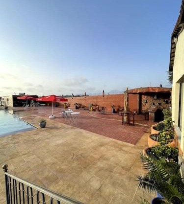 skhirat casa con piscina