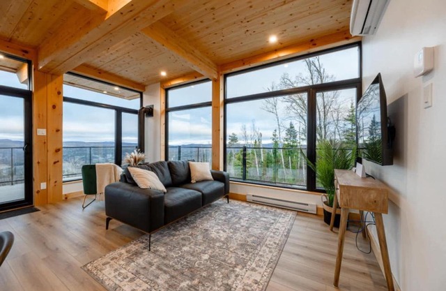 Ski Chalet with Sauna - Mountain - L'Elegant