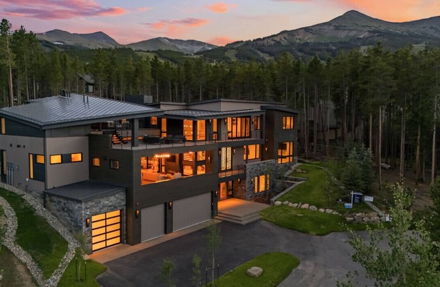 Ski-in, Luxury, Long-Term Rental