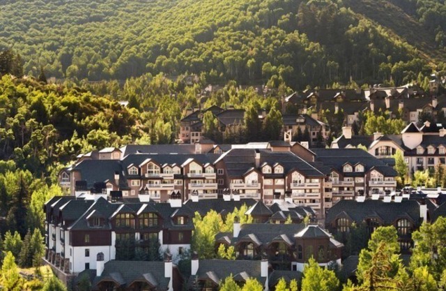 Ski, in Ski out 3 Bedroom Vacation Condo with Resort Amenities
