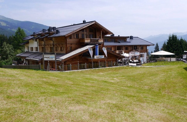 Pista de esquí de apartamento para 2 a la derecha en la pista en la estación de esquí de Kitzbühel Kirchberg