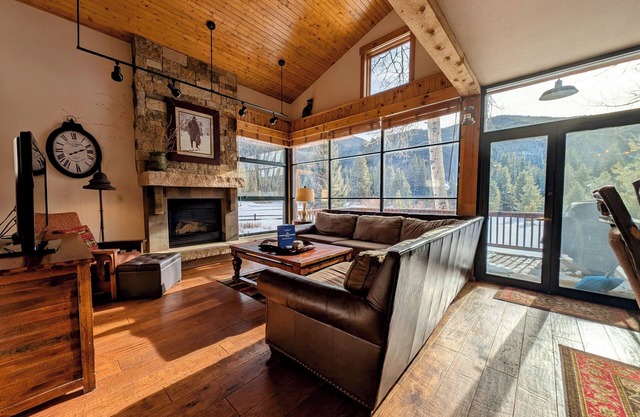 Ski Tip Ranch 8739