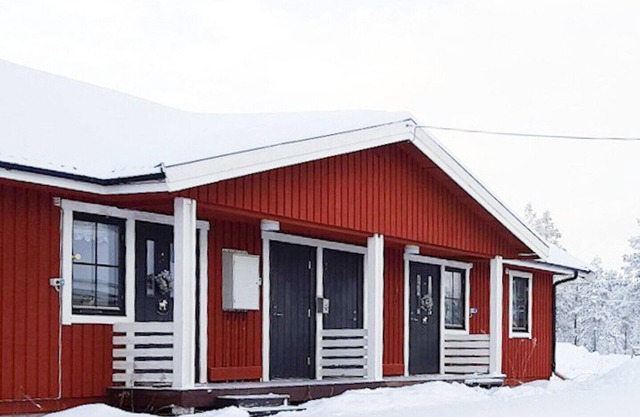 Skiing holiday in the mountains or hiking holiday with sauna at the foot of the mountains