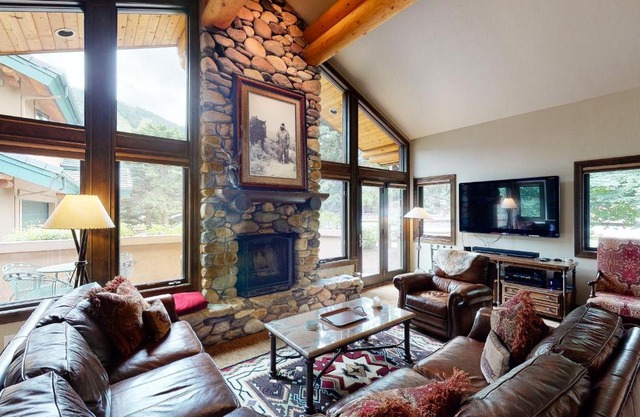 Skiway Chalet