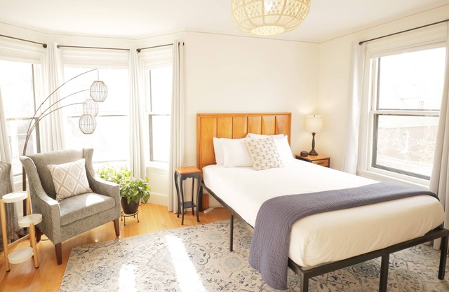 Skolfield Inn | Parking | Self-check-in | Garden 3
