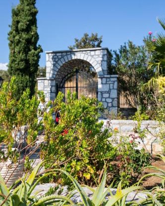 Skoutari Bungalows Galateia room