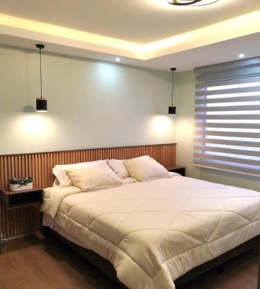 Sky Amplia suite con Jacuzzi privado y cine en casa a 3 min de la Embajada