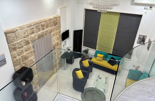 Sky and sea cabins. Apartment with Jacuzzi in Batroun