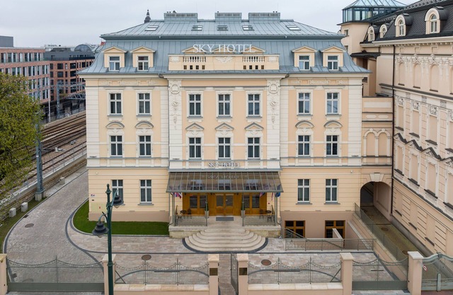 Sky Hotel Kraków