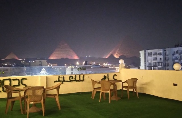 Sky Hotel Pyramids View INN