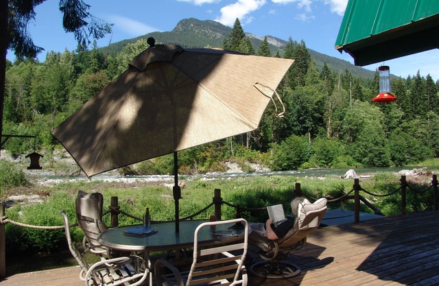 SKY RIVER CHALET- VISTAS, Tina caliente, cerca del senderismo